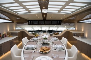 Motor Yacht NOOR Dining 